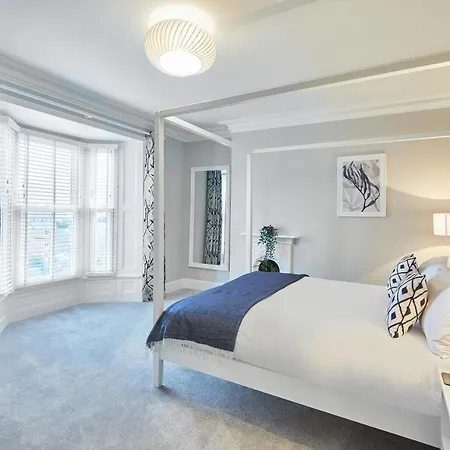 Host & - Ebb Tide Nyaraló *