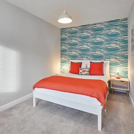 Host & - Ebb Tide Γουίτμπι